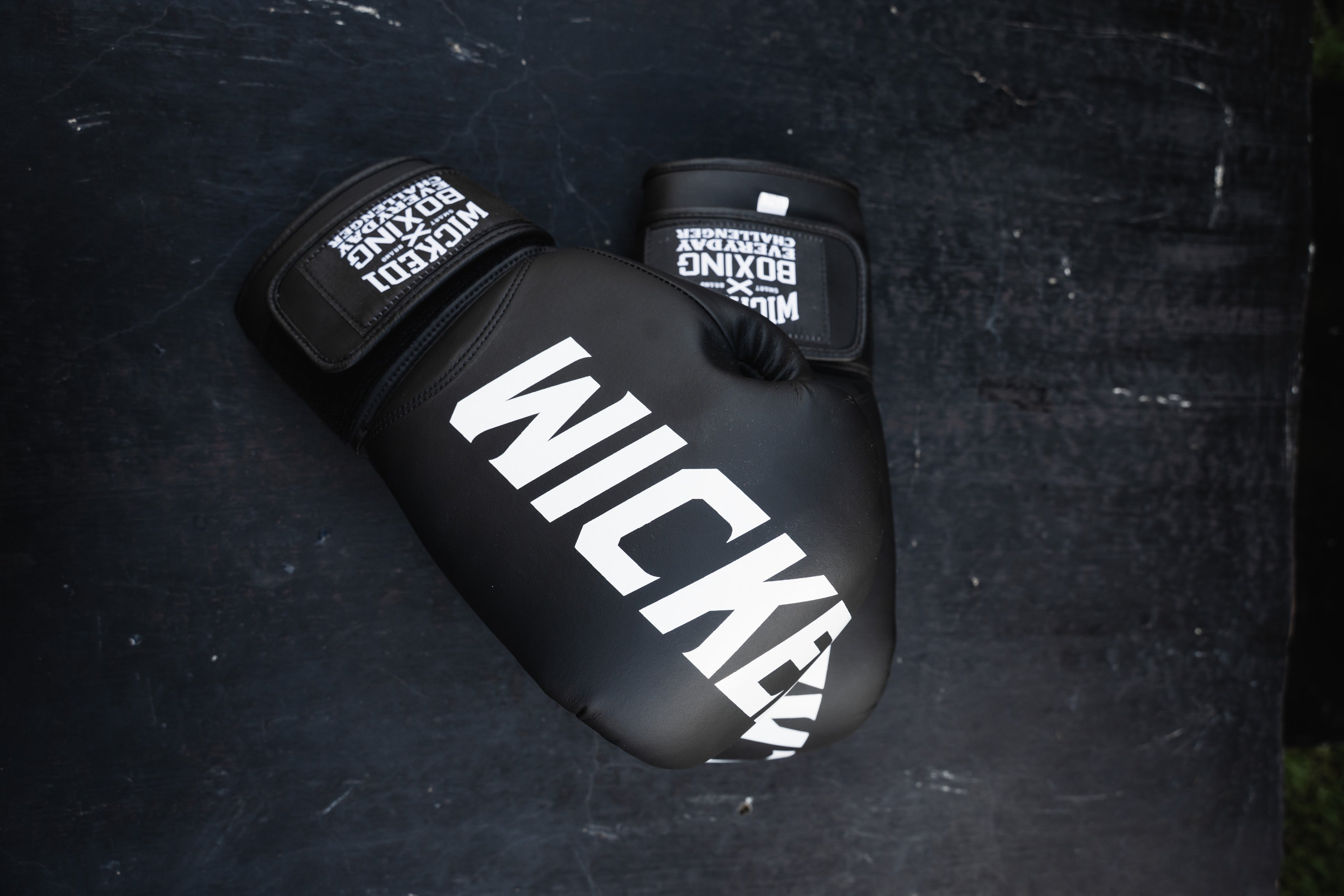 Gloves Muay Thai Black