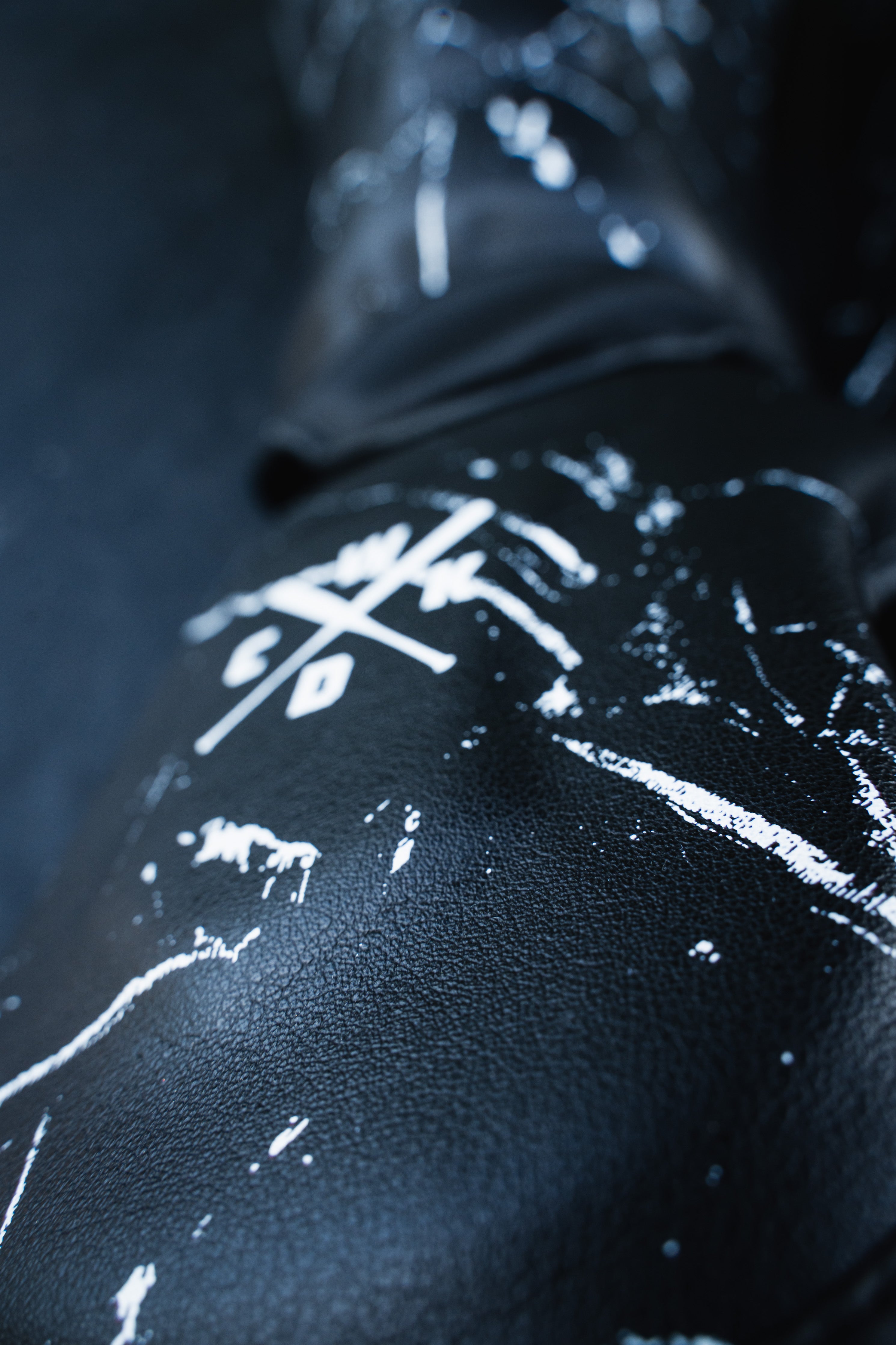 Shin Guards Black Light