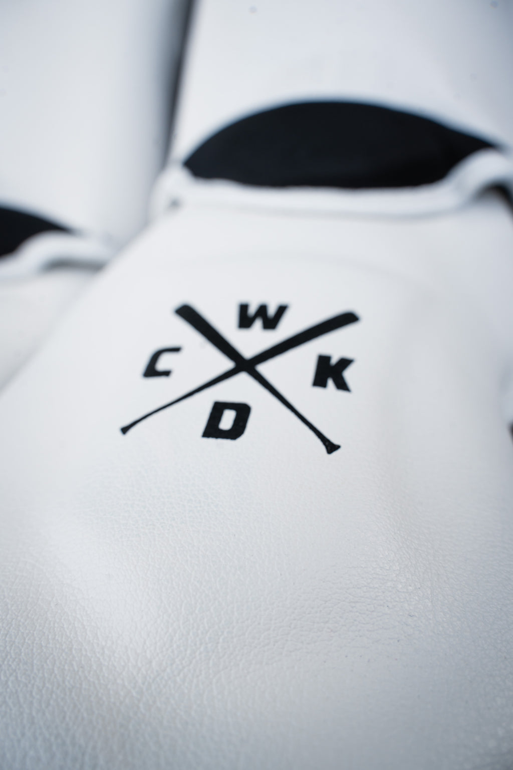 Shin Guards White Classic