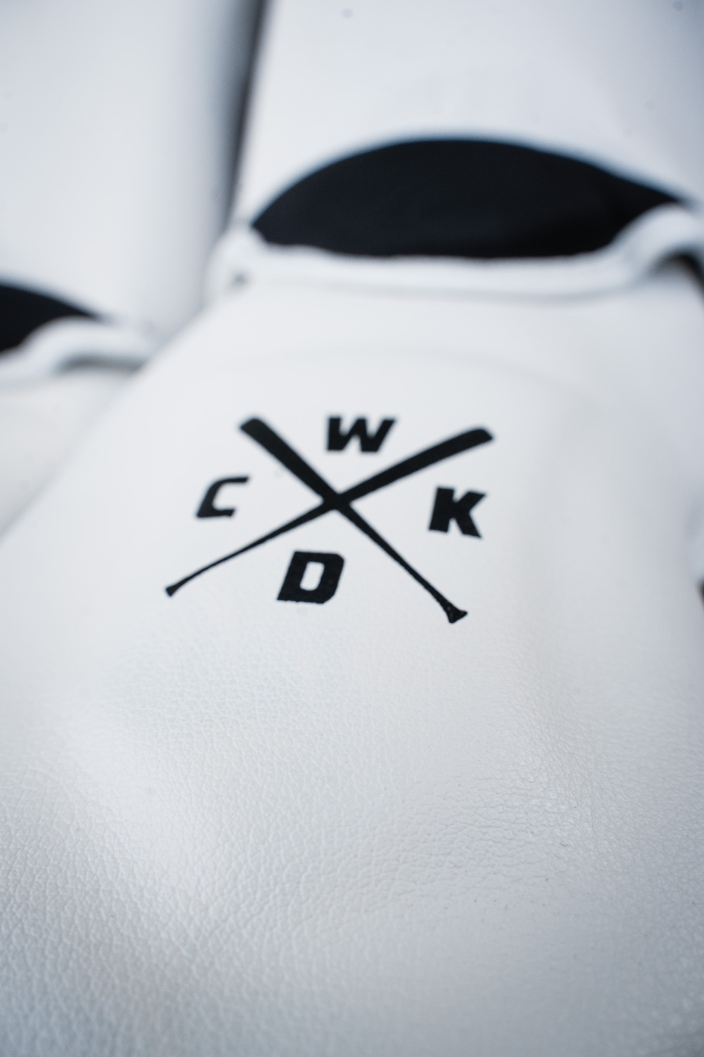 Shin Guards White Classic