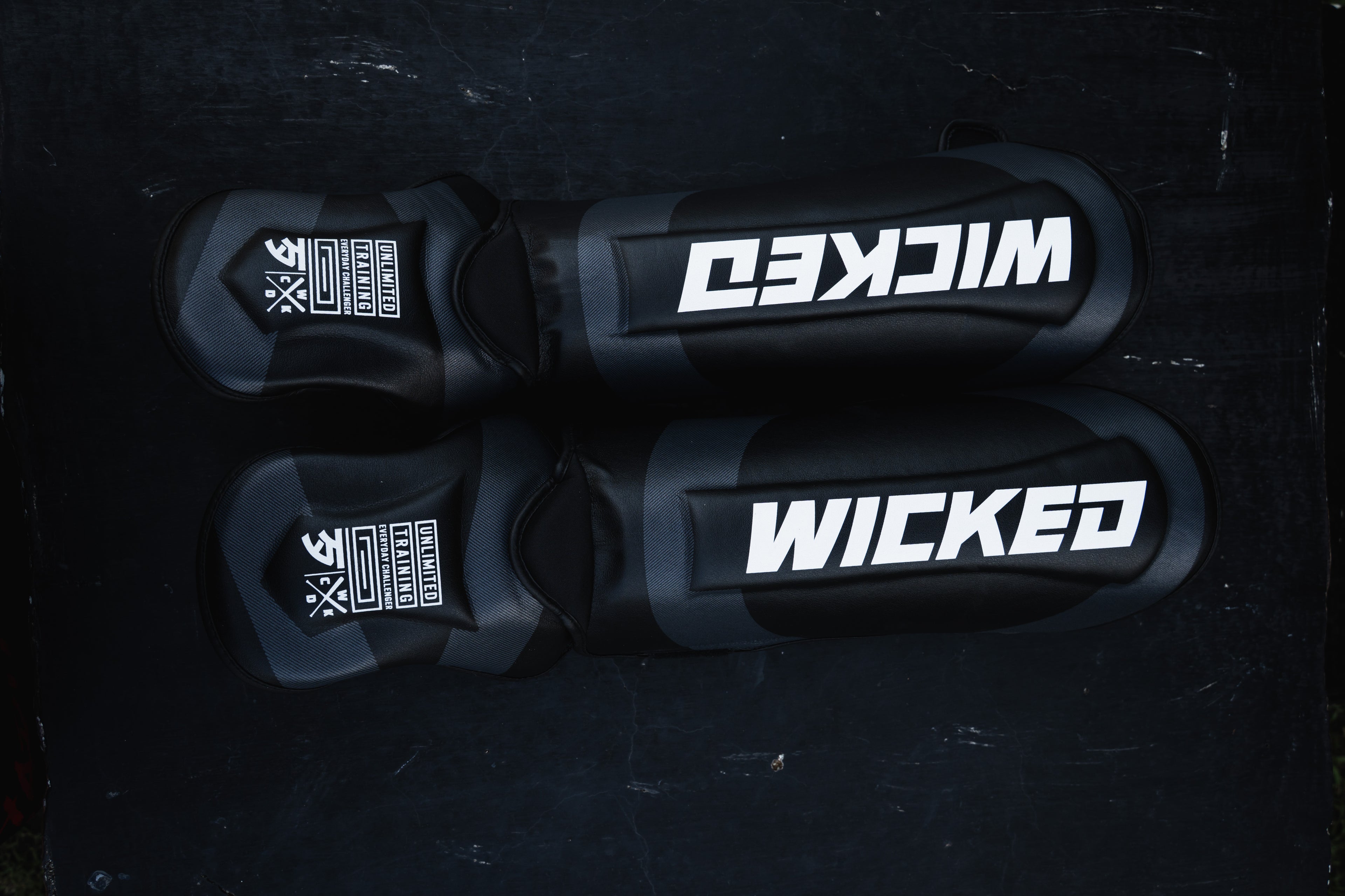 Shin Guards Black Classic