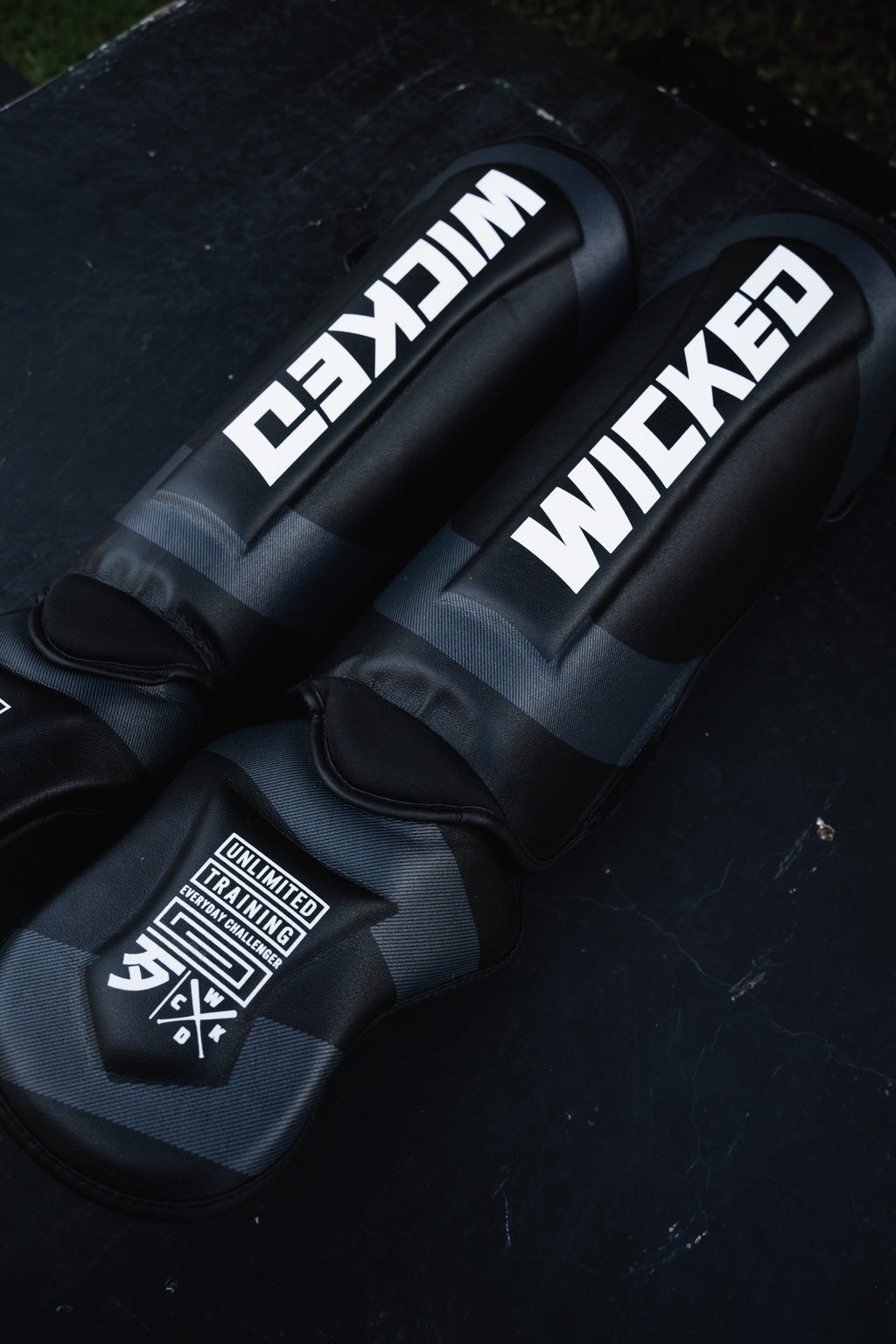 Shin Guards Black Classic