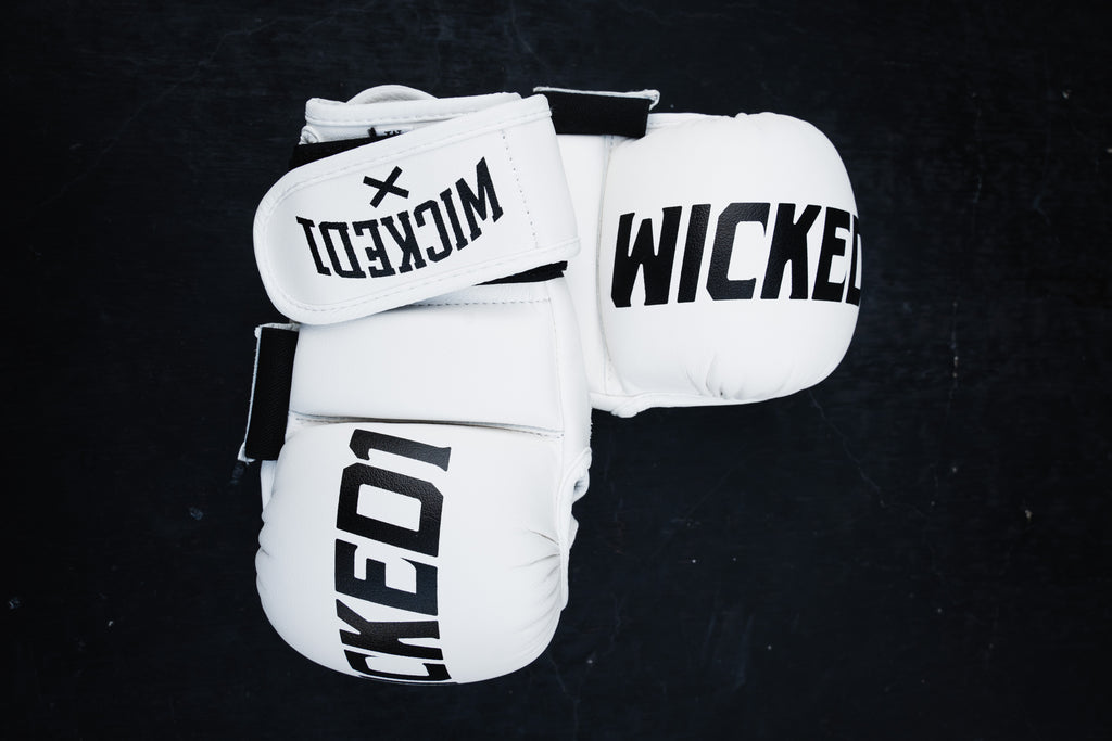 Gants De Competition MMA White Black