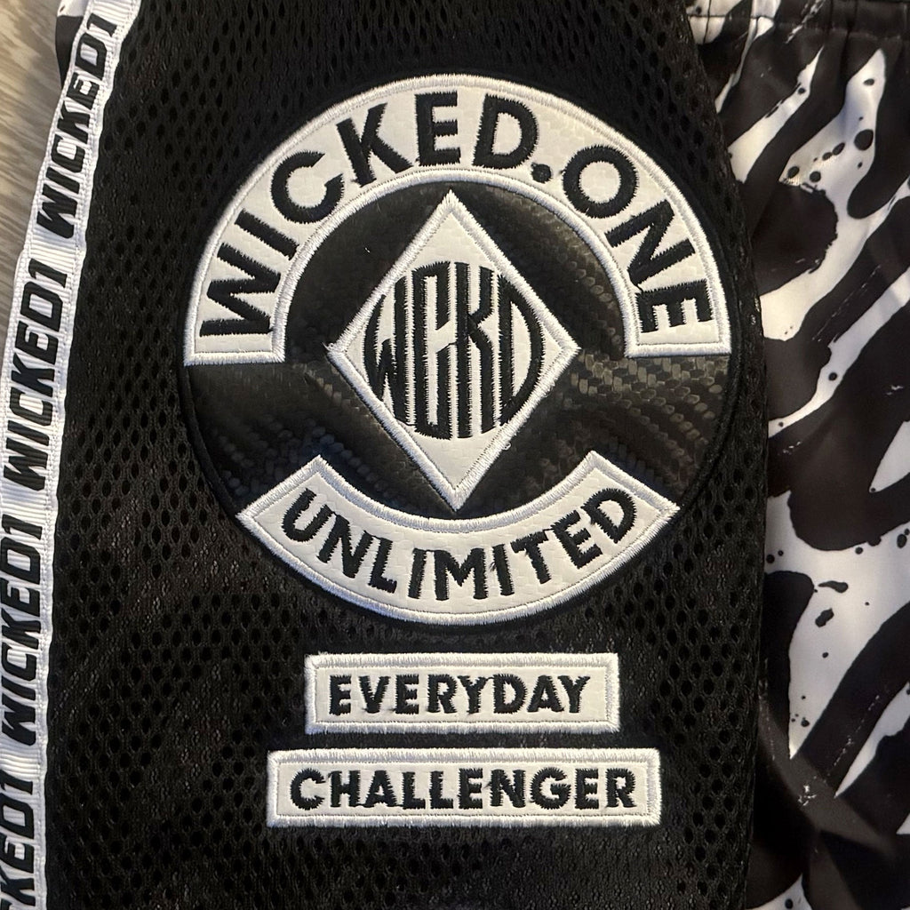 Muay Thai Short One Blood Noir Blanc