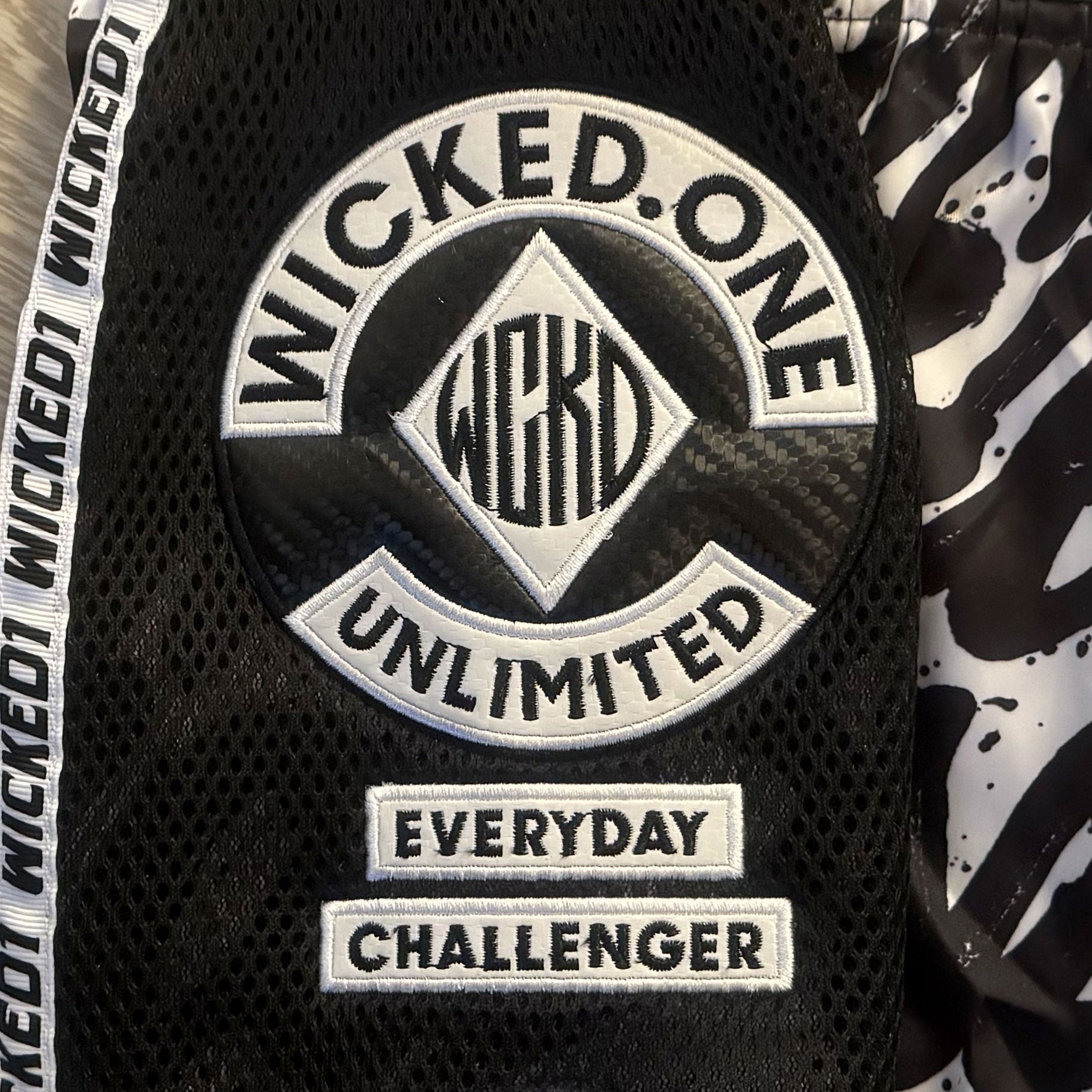 Muay Thai Short One Blood Noir Blanc