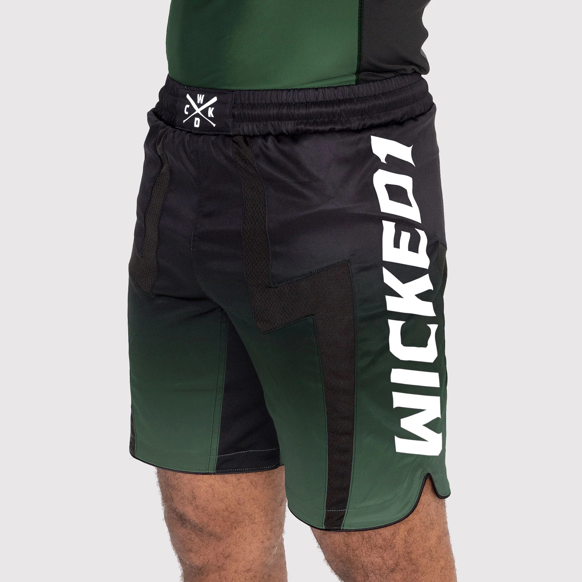 MMA Short Eager Ghost Noir Kaki