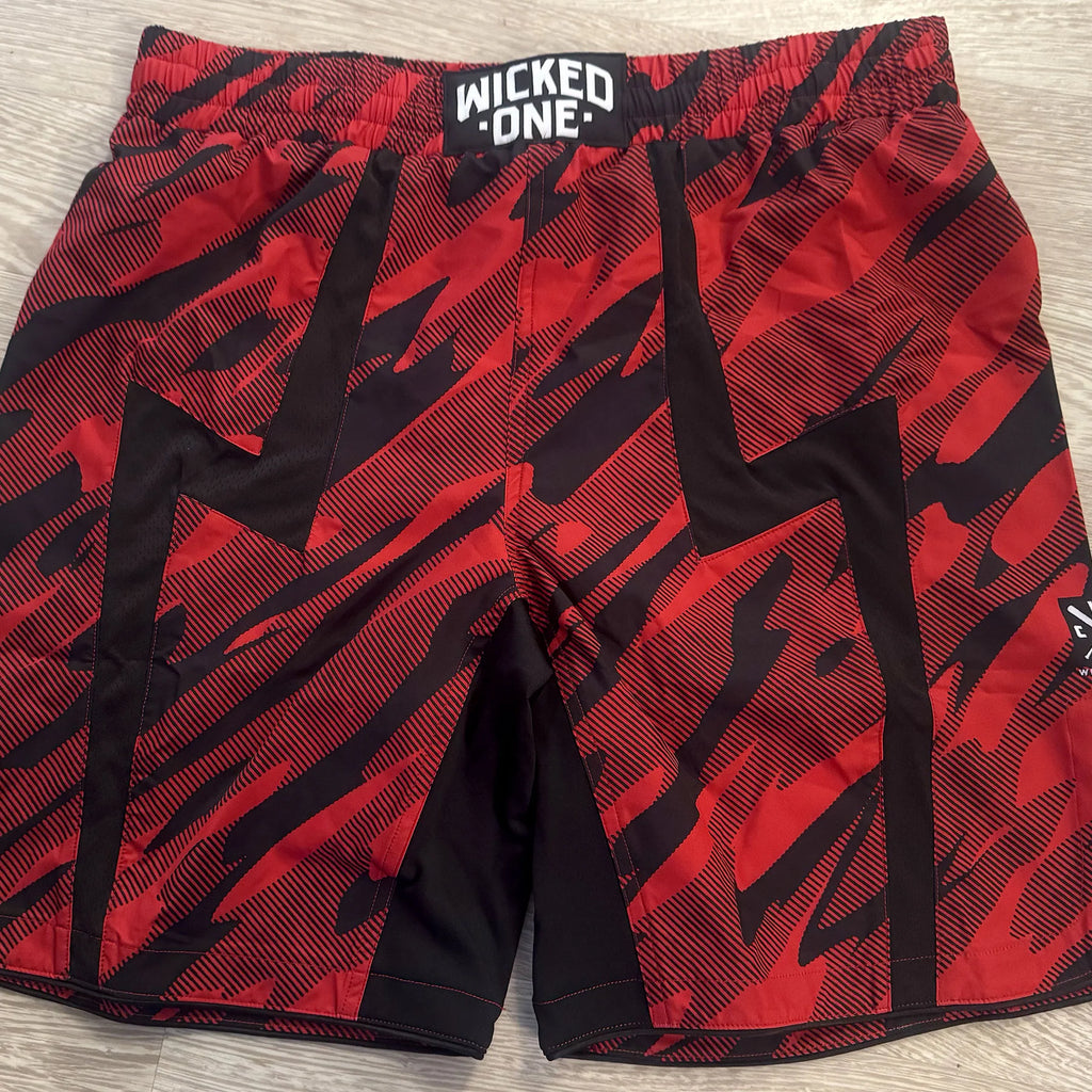 MMA Short Eager Upset Rouge